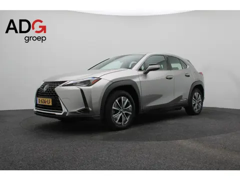Lexus UX 300e 54 kWh | Climate | ACC
