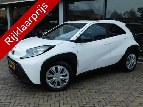 Toyota Aygo X 1.0 VVT-i MT Play (bj 2024)