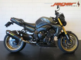 Yamaha FZ8 FZ-8 HISTORIE AKRAPOVIC TOP! (bj 2011)