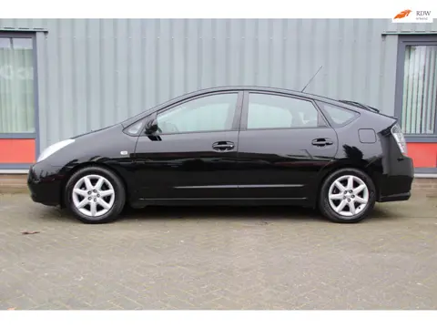 Toyota Prius 1.5 VVT-i Hybride