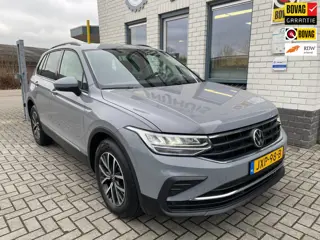 Volkswagen TIGUAN 1.5 TSI Life / Carplay / Add. Cruise / Climate Controle / Telefoon / Stoelverwarmi