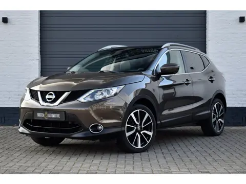 Nissan Qashqai 1.2 Tekna | 1e eigenaar | Pano | 360cam | Leder |