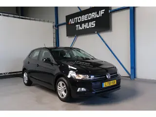 Volkswagen Polo 1.0 TSI Comfortline Business - N.A.P. Airco, Cruise, PDC, Camera, PDC, Carplay.