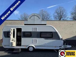 Hobby De Luxe Edition 495 UL met enkele bedden **Fietsendrager/1e eigenaar/Zeer nette caravan**
