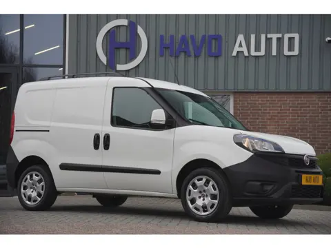 Fiat Doblò Cargo 1.4 Benzine, AIRCO, 3-ZITS, BTW-VRIJ / MARGE
