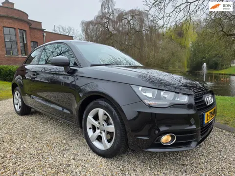 Audi A1 1.2 TFSI Attraction AIRCO *apk:03-2027*