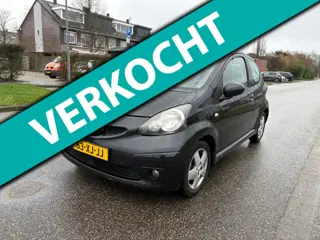 Toyota Aygo 1.0-12V Sport Airco*APK 23-01-2027*Koppeling nieuw*LM velgen*