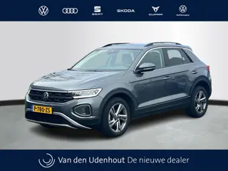 Volkswagen T-Roc 1.5 TSI 150pk DSG Life 75 Edition Navigatie Camera