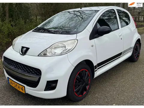 Peugeot 107 1.0-12V XS 5-DRS AIRCO NAP 2011 ZEER NETTE AUTO