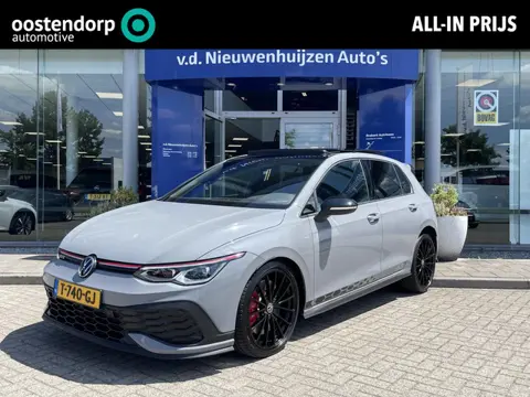 Volkswagen Golf 2.0 TSI GTI ClubSport 45 Jahre | 301 pk | Achteruitrijcamera | Stoel/stuur verwarmin