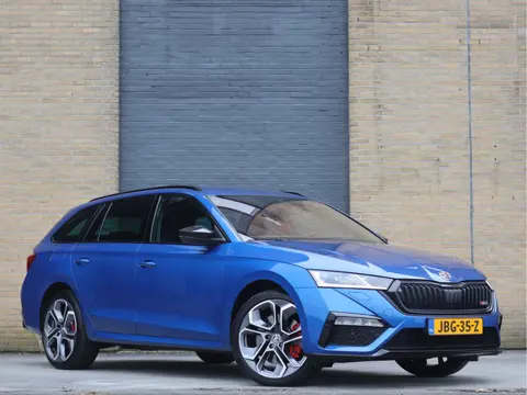 Škoda Octavia Combi 1.4 TSI RS iV PHEV 245PK Automaat Matrix | ACC | DCC | Sportstoelen | Cam | Haak