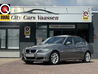 BMW 3-serie 320i youngtimer 170 pk navigatie climate ctr cruise ctr schuif-kanteldak pdc v/a xenon l