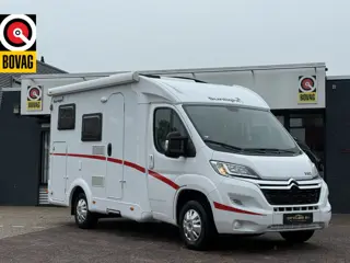 Hymer sunlight V 60 131 PK zeer compacte camper dwarsbed luifel fietsenrek dakairco truma zonnepanee