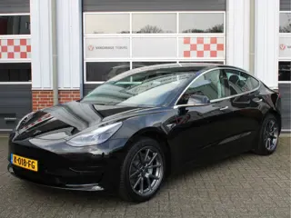 Tesla Model 3 Standard RWD Plus 60 kWh 1e Eig./Trekhaak/Autopilot/Panoramadak/NAVI/PDC/Leder/Adaptiv