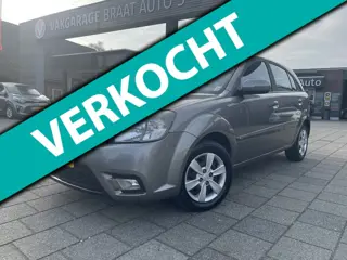 Kia Rio 1.4 l AIRCO l AUTOMAAT l ELEK. RAMEN