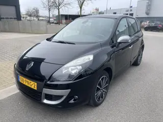 Renault Scénic 1.4 TCE Celsium, trekhaak, NL auto NAP logisch