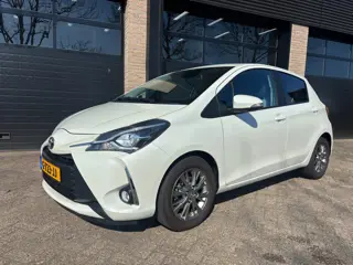 Toyota Yaris 1.5 VVT-i Dynamic Automaat Camera 6800KM!!! 1e eigenaar