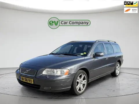 Volvo V70 2.4 Edition Sport | Automaat | Panoramadak | Memory Seats | Trekhaak | Leder | Stoelverwar