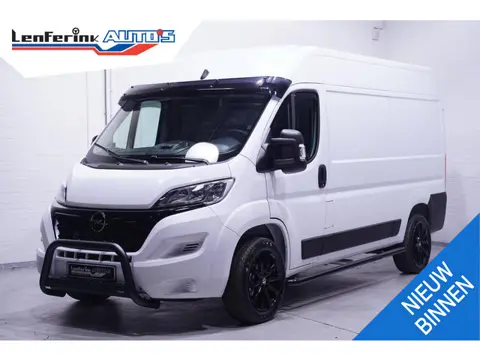 Opel Movano 2.2D 140 pk L2H2 White&Black Edition Navi 18" LMV, Bullbar + Sidebars Zwart, Camera, App