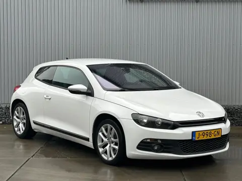 Volkswagen Scirocco 1.4 TSI, Navigatie, Climate control, Parkeersensoren