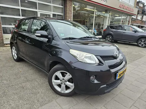 Toyota Urban Cruiser 1.3 VVT-i Aspiration (bj 2011)