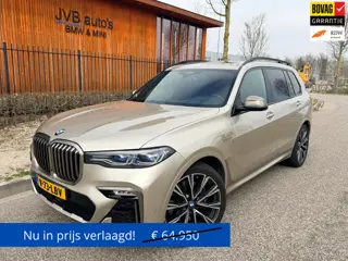 BMW X7 M50d G07 Grijs kenteken, individual, 3500kg trekhaak, B&W grijskenteken (X5)