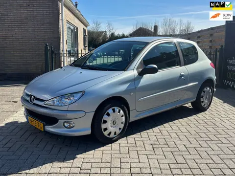 Peugeot 206 1.4 Air-line 3 || airco | nieuwe apk keuring !