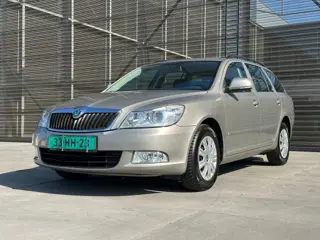 SKODA OCTAVIA COMBI 1.4 TSI AMBITION AIRCO !! APK 2-3-2027 !!