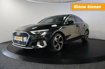 AUDI A3 30 TFSI ambient light S-tronic Carplay Lane assist