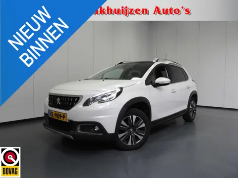 Peugeot 2008 1.2 PureTech 110PK Allure NAVI/PANODAK/CAMERA/TREKH./16"LMV!