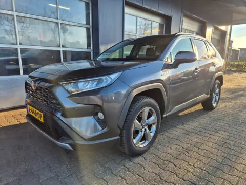 TOYOTA RAV4 2.5 HYBRID Bussines Plus, Camera, Carplay, Leer, Navi, Stoelverwarming, ALL IN Prijs!