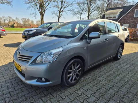 TOYOTA VERSO 1.6 VVT-I BUSINESS, Camera, Pano, Trekhaak, ALL IN Prijs.