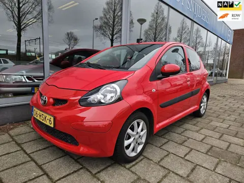 Toyota Aygo 1.0-12V + Limited Edition - Carplay - 1e eigenaar