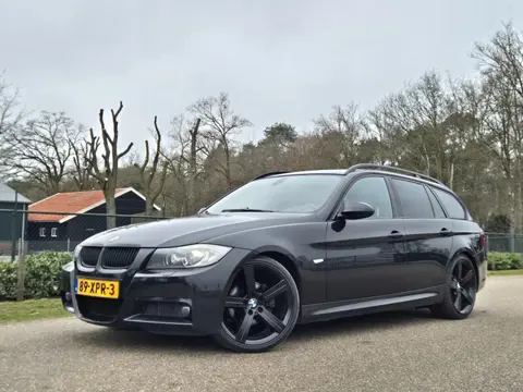 BMW 3 Serie Touring 320i M-pakket (lees beschrijving voor de serivce)