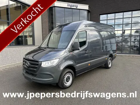 Mercedes-Benz Sprinter 317 CDI L2 H2 MBUX / Camera / Carplay navigatie / Airco
