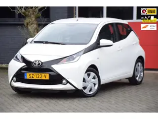 Toyota Aygo 1.0 VVT-i x-nav 2018 navigatie bluetooth 5 deurs