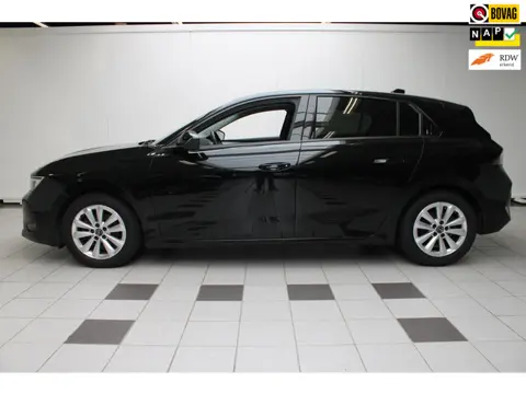 Opel Astra 1.2 Business Edition - Camera, PDC, Stoel- & Stuur verwarmd en NAP
