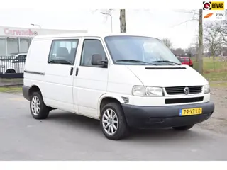 Volkswagen Up! Volkswagen Transporter T4 Wijsneus 1.9 TDI 50Kw 68Pk Achterbank