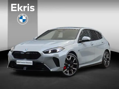 BMW 1-serie 5-deurs 120 | M Sportpakket Pro | Panodak | Harman Kardon | Driving Assistant | Camera |