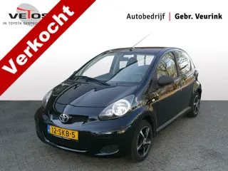 Toyota Aygo 1.0-12V Now (bj 2011)