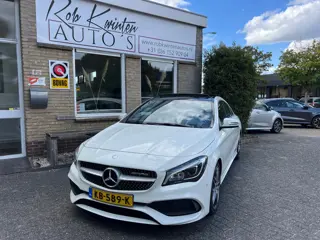 Mercedes-Benz CLA-klasse 180 Ambition AMG-Line Panoramadak / automaat / Navigatie