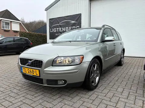Volvo V50 2.5 T5 Momentum AWD|220PK|CRUISE|STOELVERW|+APK