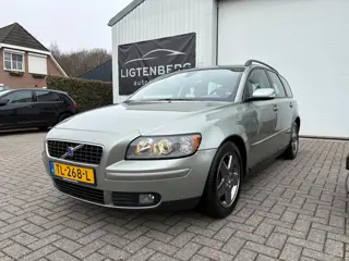 Volvo V50 2.5 T5 Momentum AWD|220PK|CRUISE|STOELVERW|+APK
