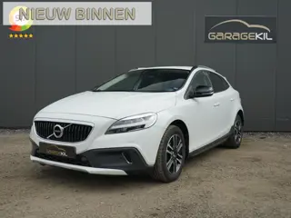 Volvo V40 Cross Country 1.5 T3 Nordic+ Dealer onderh. / 16'' LM velgen / LED / Trekhaak / PDC voor e