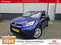 Toyota Aygo X 1.0 VVT-i MT Play | Allseason banden | Origineel NL | 1e eigenaar | Adaptieve Cruise C