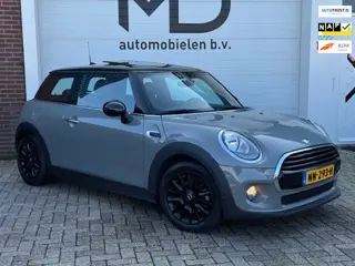 Mini Mini 1.5 Cooper Business - Panorama dak - Keyless -Navi