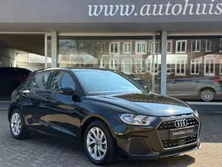 Audi A1 SPORTBACK 30 TFSI Advanced edition|Zwart|Nav|5 Drs|1e Eigenaar|Automaat