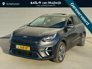 Kia e-Niro DynamicPlusLine 64 kWh SOH 100% | NW door ons geleverd & Onderhouden | Sunroof | Privacyg
