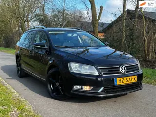 Volkswagen Passat Variant 2.0 TDI Highline BlueMotion | DSG + R-line + Cruise + Navi Nu € 6.975,-!!!