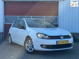 Volkswagen Golf 1.2 TSI Highline BlueMotion |2011| PANO |NAVI | CARPLAY |